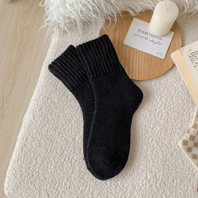Black slouch socks